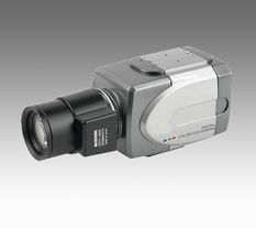 工控電器與監(jiān)控?cái)z像機(jī) 智能工業(yè)安全監(jiān)控的雙重保障